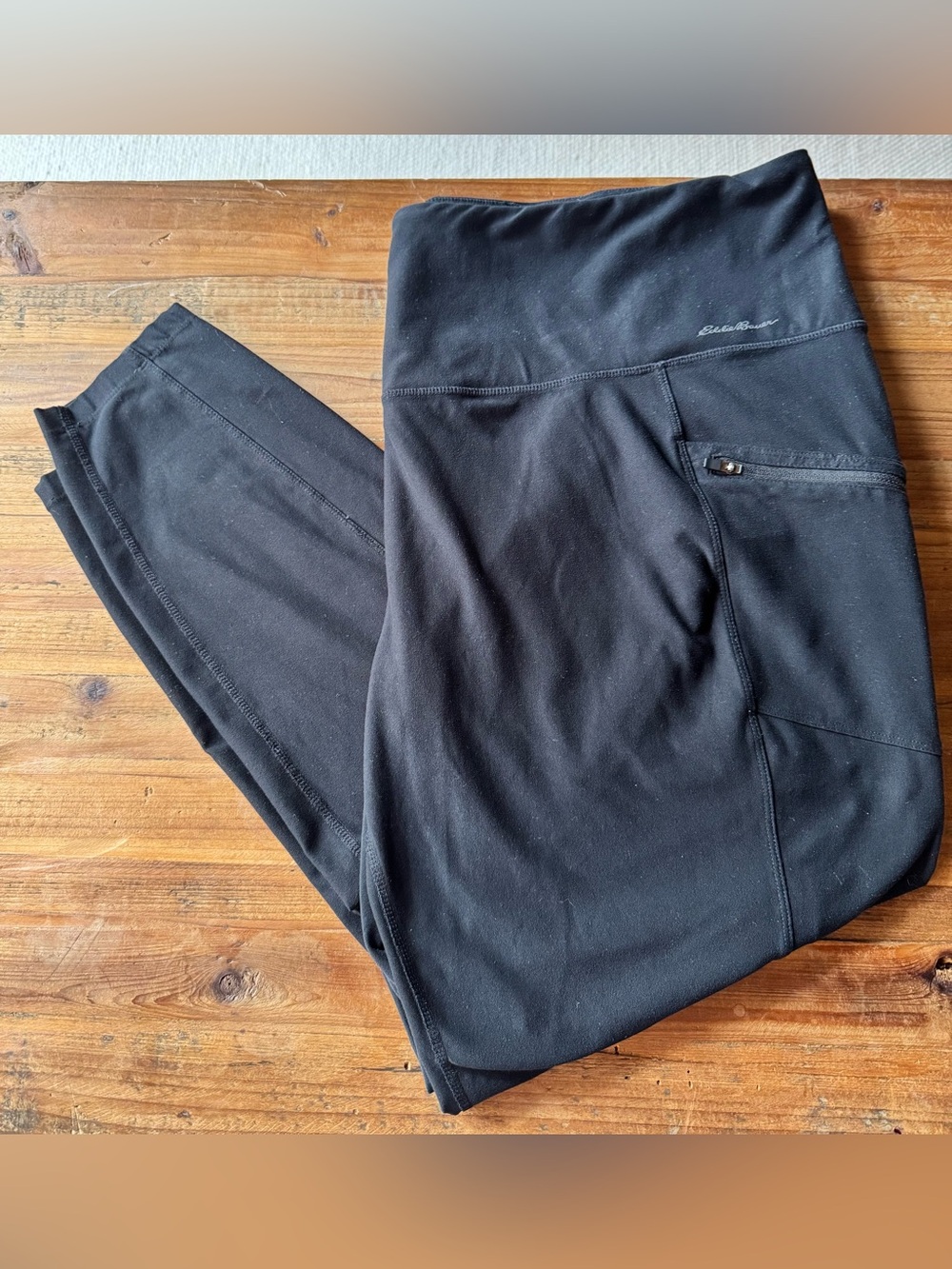 Eddie Bauer Women’s Black Leggings with Zip Pockets
